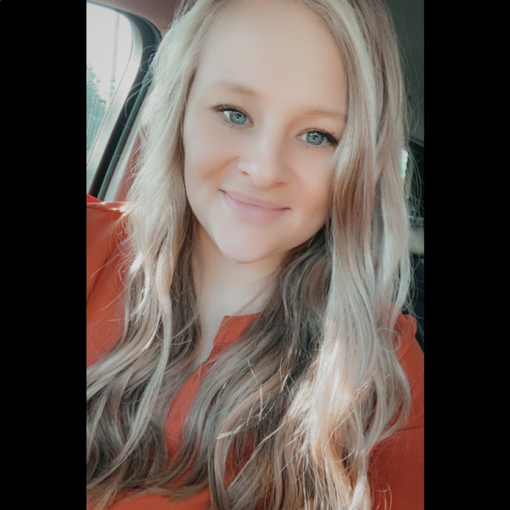 Meet your Posher, Kaitlyn